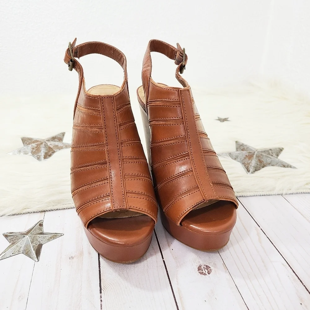 Gianni Bini Platform Wedge Sandals Brown Faux Leather Ankle Strap Size 9.5